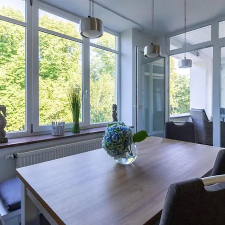 Sv Uns Huesung Whg 9 *