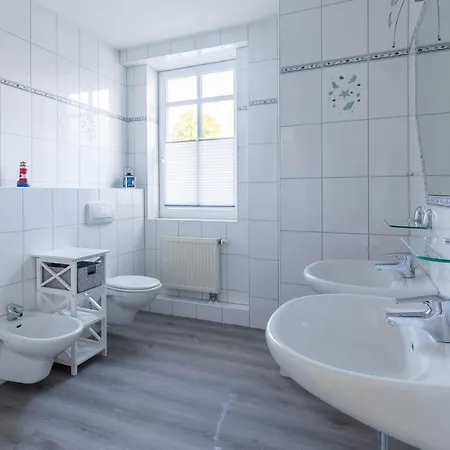 Sv Uns Huesung &quotweisse Woge 9&quot * Boltenhagen (Ostseebad)